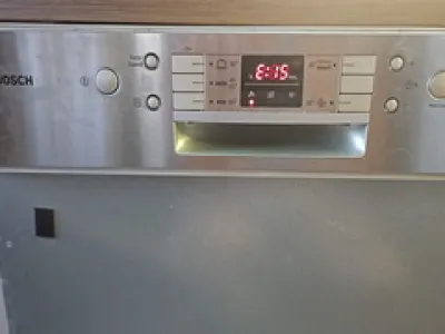 Oprava myček Bosch & Siemens: Chyba E15 (Svítí kohoutek)